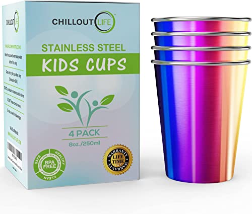 Kinderbecher aus Edelstahl, 237 ml, kleine Kinderbecher für Zuhause und Outdoor-Aktivitäten, BPA-frei, unzerbrechlich, stapelbare Premium-Trinkgläser aus Metall (4er-Pack) – Regenbogenfarben-Finish von CHILLOUT LIFE