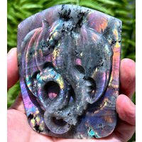Handgeschnitzter Sheen Labradorit Bergkristall Drache/Fliegender Drache/Glänzend Polierter Labradorit/Chakra/Wohndekor/Sammlerstücke/Heilstein von CHMineralCollection