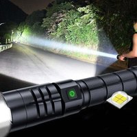 CHOYCLIT Ultrastarke LED-Taschenlampe 10.000 Lumen: Eine unverzichtbare taktische Militärtaschenlampe mit USB-Ladefunktion, 5 Modi und CHOYCLIT Ultrastarke LED-Taschenlampe 10.000 Lumen: Eine unverzichtbare taktische Militärtaschenlampe mit USB-Ladefunktion, 5 Modi und von CHOYCLIT