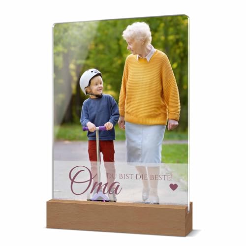 CHRISCK design Acryl Glasbild mit LED-Beleuchtung - personalisiertes Geschenk für Oma Opa Mama Papa oder Partner - versch. Designs - Fotolampe mit Holzsockel von CHRISCK design