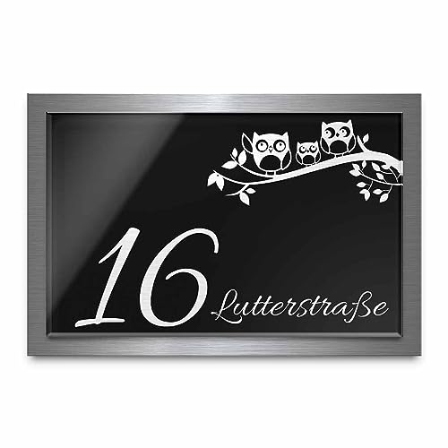 Designer Namensschild Hausnummer aus Hochglanz Acrylglas und V2A Edelstahl mit Gravur Türschild Eingangsschild 21x14 cm von CHRISCK design