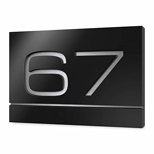 Hausnummern mit Straßenname rostfrei & wetterfest | Schwarz oder anthrazit aus Hochglanz Acryl Glas mit V2A Edelstahlplatte | Hausnummernschild Eingangsschild von CHRISCK design