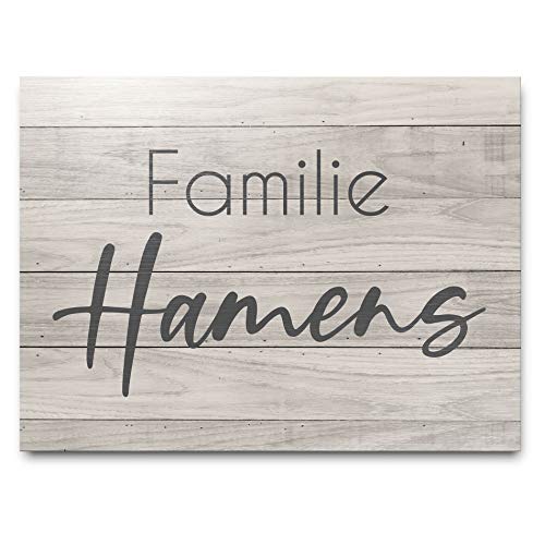 Holz Türschild mit Namen für die Familie | Perfektes Namensschild aus Holz für die Haustür, Hauswand, Wohnung | Einfache Befestigung (selbstklebend/mit Bohrlöchern/Kordel) von CHRISCK design