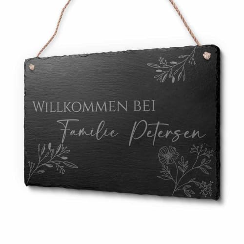 Schöne Schiefer Türschilder für die Haustür mit Gravur | Schiefer-Schild mit Kordel zum Aufhängen in ca. 30x20 cm Gravierte Namensschilder Klingelschilder mit Namen oder Texten Herzlich Willkommen Schöne Schiefer Türschilder für die Haustür mit Gravur | Schiefer-Schild mit Kordel zum Aufhängen in ca. 30x20 cm Gravierte Namensschilder Klingelschilder mit Namen oder Texten Herzlich Willkommen von CHRISCK design