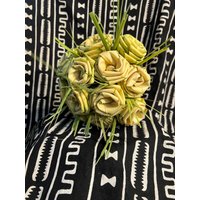 Frisch Hergestellter Palmetto-Rosenstrauß Aus 12 | Zwölf Charleston-Rosen Sweetgrass Roses Forever von CHSSweetgrass