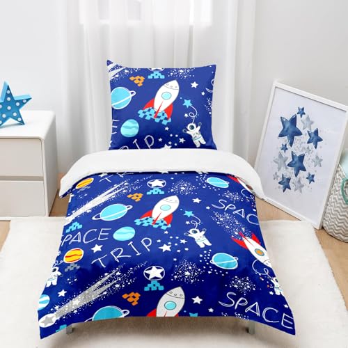 CINYE Bettwäsche Kinder 135×200 Jungen Kinderbettwäsche Mit 1 Kissenbezug 80×80 cm 3D Astronaut und Rakete Muster Blau Mikrofaser CINYE Bettwäsche Kinder 135×200 Jungen Kinderbettwäsche Mit 1 Kissenbezug 80×80 cm 3D Astronaut und Rakete Muster Blau Mikrofaser von CINYE