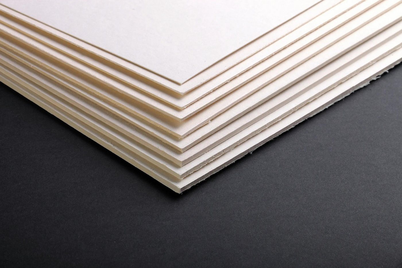 CLAIREFONTAINE Geschenkbox Holzpappe 3,5mm, 1925g 60x80cm 5 Bogen - Elfenbein 93964C, Bögen Clairefontaine CLAIREFONTAINE Geschenkbox Holzpappe 3,5mm, 1925g 60x80cm 5 Bogen - Elfenbein 93964C, Bögen Clairefontaine von CLAIREFONTAINE