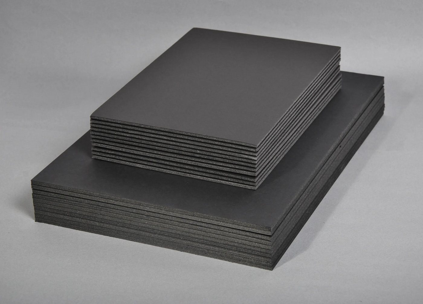 CLAIREFONTAINE Geschenkbox Schaumkarton, 5 Stück, 70x100 cm, 5mm - Schwarz 93651C, Bögen Clairefontaine CLAIREFONTAINE Geschenkbox Schaumkarton, 5 Stück, 70x100 cm, 5mm - Schwarz 93651C, Bögen Clairefontaine von CLAIREFONTAINE