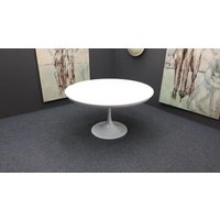 Großer Weißer Space Age Tulip Esstisch Im Knoll Style 60Er Design von CLICKWERKARONGE