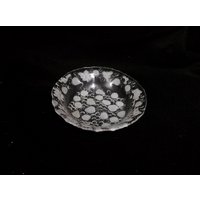Geätzte Konvekt Kristall Obst Schale Und Schale, in Gutem Zustand, 6" Durchmesser, 1" Tief, 8Oz #2347 Geätzte Konvekt Kristall Obst Schale Und Schale, in Gutem Zustand, 6" Durchmesser, 1" Tief, 8Oz #2347 von CLLEWISLLC