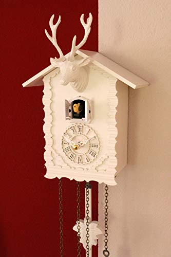 CLOCKVILLA Weiße Kuckucksuhr modern mit Hirschkopf Musik Quarz Uhr batteriebetrieben CLOCKVILLA Weiße Kuckucksuhr modern mit Hirschkopf Musik Quarz Uhr batteriebetrieben von CLOCKVILLA