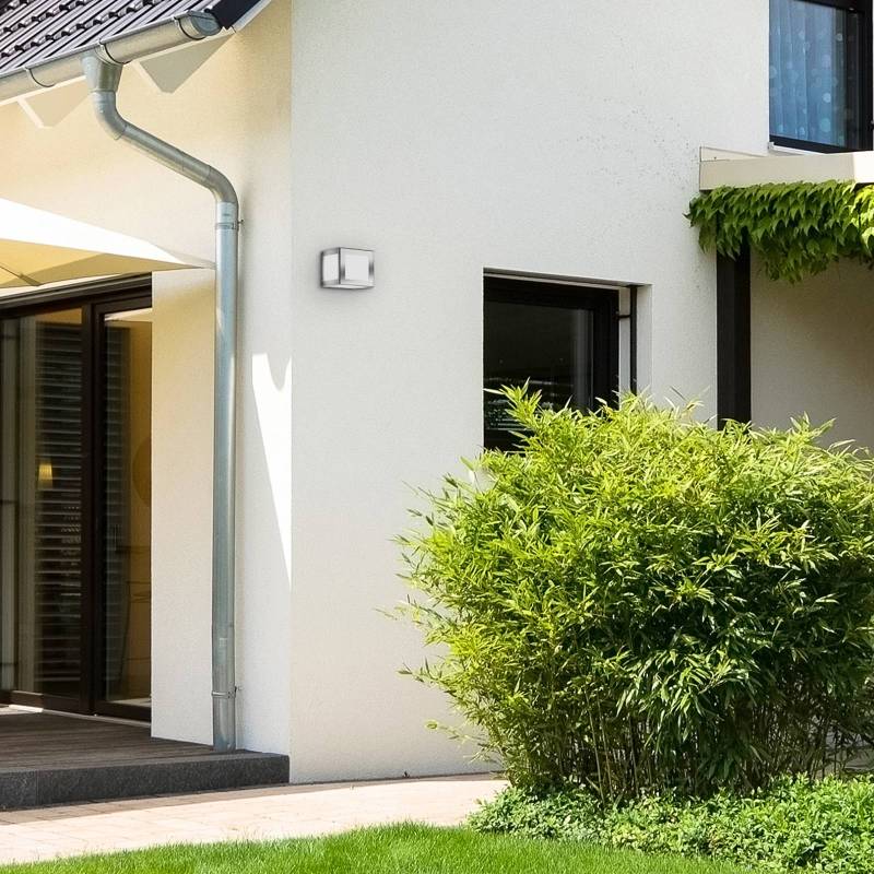 Kubische Außenwandleuchte Cubo, edelstahl matt Kubische Außenwandleuchte Cubo, edelstahl matt von CMD