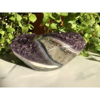 Amethyst Cluster Bowl Amethyst Cluster Bowl von COCOROCRYSTAL