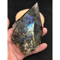 Labradorite Point von COCOROCRYSTAL