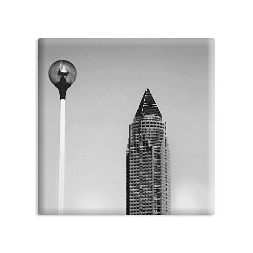 Kühlschrankmagnet Frankfurt - 5 x 5 cm - Magnet mit Fotokunst-Motiv: Messeturm von COGNOSCO