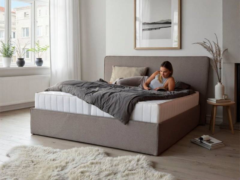 COLLECTION AB Polsterbett Romo erhältlich in der Breite 180x200cm, 3 Varianten: Rahmen, Lattenrost oder Komplett-Set mit King-Matratze von COLLECTION AB