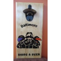 Baltimore Birds & Beer Raven Orioles Natty Boh Flaschenöffner Aus Holz Mit Magnetverschluss von CONCEPTSbyPENELOPE