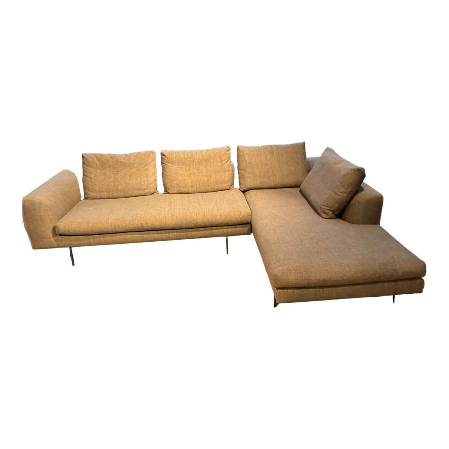 Ecksofa Mell Lounge Edition Stoff 9204 Muskat Braun mit 4 Rückenkissen von COR