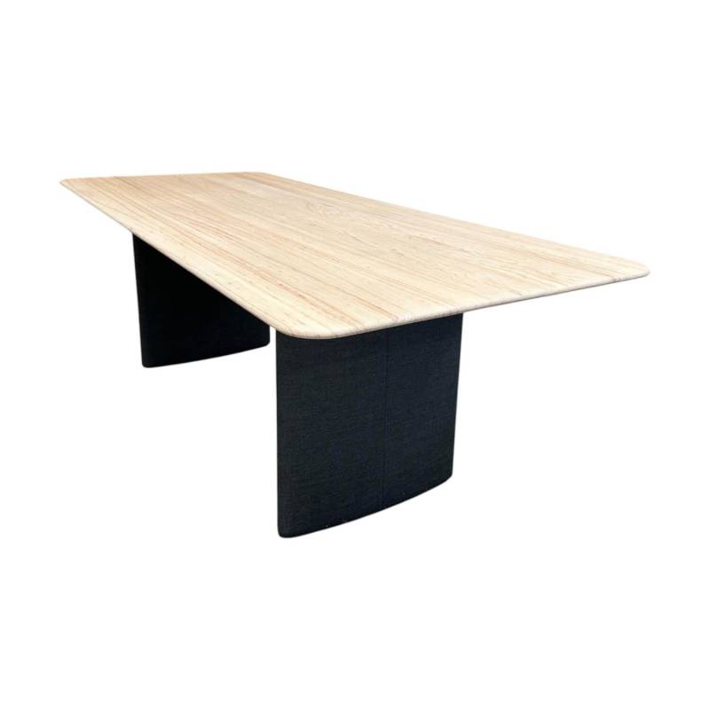 Tisch Ipa Platte Esche Natur Gestell Grau Mit Stoff Bezogen Tisch Ipa Platte Esche Natur Gestell Grau Mit Stoff Bezogen von COR