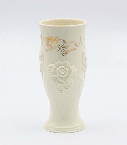 Cosmos Gifts 50th Anniversary Vase Keramikvase zum 50. Hochzeitstag, 17,8 cm hoch, Porzellan, elfenbeinfarben, 7" High Cosmos Gifts 50th Anniversary Vase Keramikvase zum 50. Hochzeitstag, 17,8 cm hoch, Porzellan, elfenbeinfarben, 7" High von Cosmos Gifts