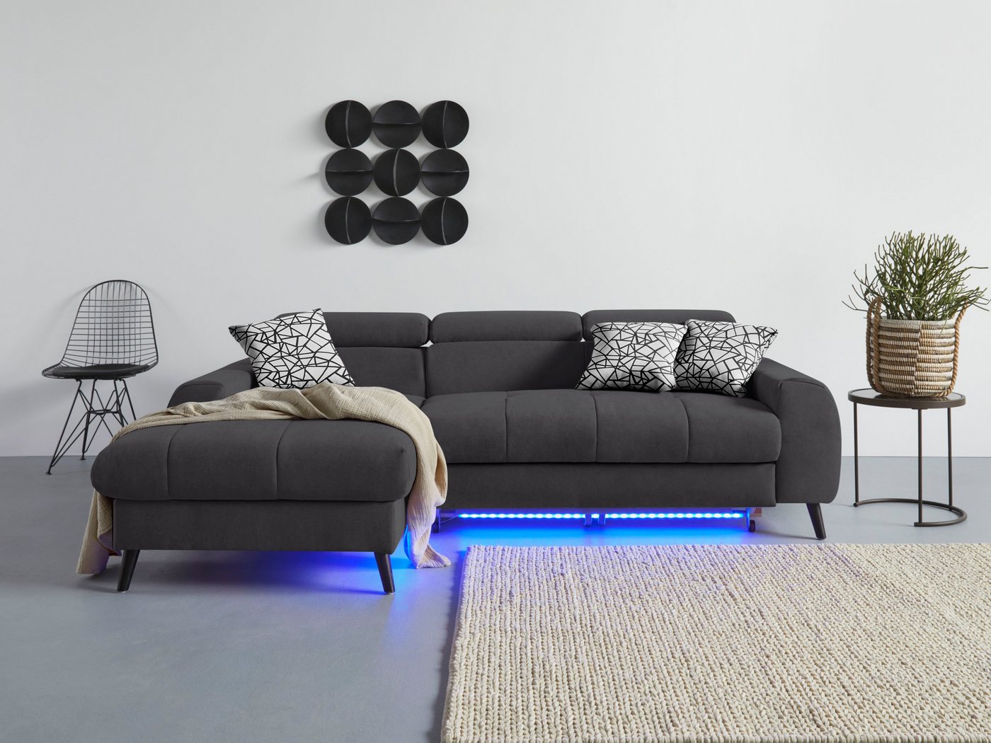 COTTA Ecksofa Mia L-Form mit 3 Zierkissen, wahlweise mit Bettfunktion, Bettkasten, Beleuchtung & Wireless-Charger COTTA Ecksofa Mia L-Form mit 3 Zierkissen, wahlweise mit Bettfunktion, Bettkasten, Beleuchtung & Wireless-Charger von COTTA