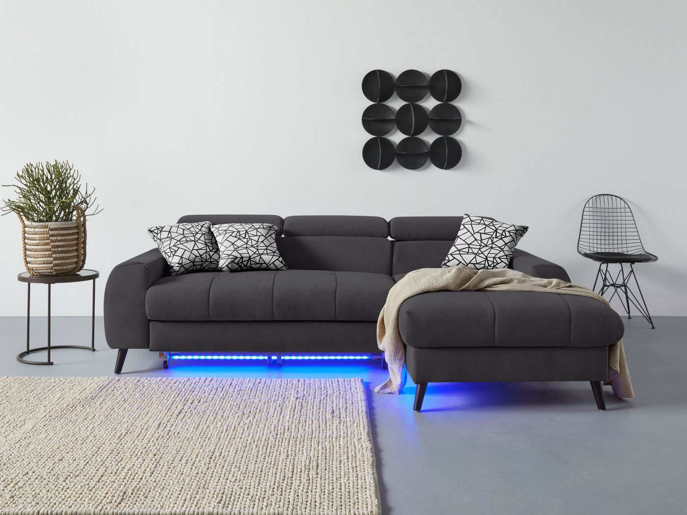 COTTA Ecksofa Mia L-Form mit 3 Zierkissen, wahlweise mit Bettfunktion, Bettkasten, Beleuchtung & Wireless-Charger COTTA Ecksofa Mia L-Form mit 3 Zierkissen, wahlweise mit Bettfunktion, Bettkasten, Beleuchtung & Wireless-Charger von COTTA