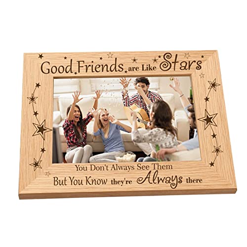 CREATCABIN Gravierter Holzrahmen Good Friends Are Like Stars Tischplatte 4" x 6" horizontaler Bilderrahmen Aus Naturholz Für Geburtstagsgeschenke, Abschlussfeier, Zuhause, Schreibtischdekoration CREATCABIN Gravierter Holzrahmen Good Friends Are Like Stars Tischplatte 4" x 6" horizontaler Bilderrahmen Aus Naturholz Für Geburtstagsgeschenke, Abschlussfeier, Zuhause, Schreibtischdekoration von CREATCABIN