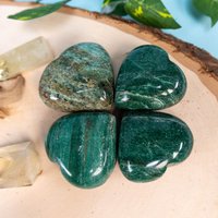 Grünes Aventurin-Herz | Variety von CRYSTALBLUEVIBES