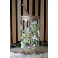 Trinkglas - Matcha Babe/Glas Mit Bambusdeckel + Glasstrohhalm Becher von CSZauberwerkstatt