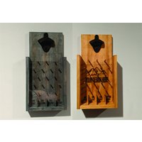 Personalisierbarer Plinko Flaschenöffner von CTGWoodCreations