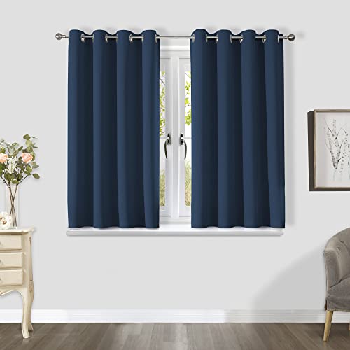 CUCRAF Gardinen mit Ösen Vorhang Blickdicht 2er Set H137 x B132 cm Thermovorhang Kälteschutz Navy Blau Verdunklungsvorhänge, Weich und Langlebig Schallschutz Vorhang für Schlafzimmer Wohnzimmer CUCRAF Gardinen mit Ösen Vorhang Blickdicht 2er Set H137 x B132 cm Thermovorhang Kälteschutz Navy Blau Verdunklungsvorhänge, Weich und Langlebig Schallschutz Vorhang für Schlafzimmer Wohnzimmer von CUCRAF
