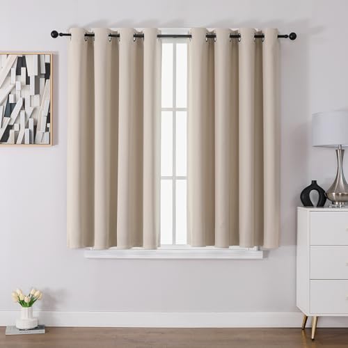 CUCRAF Ösen Kurze Vorhänge Fensterbehandlung Verdunkelungsvorhänge Raumdekoration - H137x B132cm Beige Ösenvorhänge 2er Set von CUCRAF