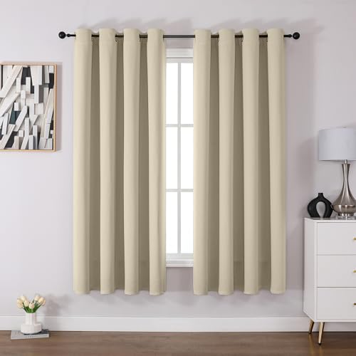 CUCRAF Verdunklungsvorhänge Thermovorhang Kälteschutz 2er Set H183 x B117cm Gardinen mit Ösen Hellbeige Vorhang Blickdicht Weich und Langlebig Schallschutz Vorhang für Schlafzimmer Wohnzimmer von CUCRAF