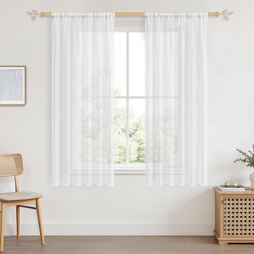 CUTEWIND Gardinen Weiß Wohnzimmer Modern Kurz mit Stangendurchzug 180X140 cm (HXB) 2er Set Leinenoptik Vorhang Weiss Halbtransparent für Wohnzimmer Schlafzimmer und Kinderzimmer von CUTEWIND