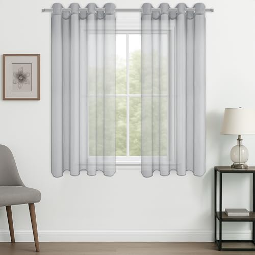 CUTEWIND Gardinen Kurz mit Ösen Vorhang Grau Transparent 2er Set, 145 cm Lang, 140 cm Breit Fenster Gardine Ösenvorhang Gardienen Schals Durchsichtig für Küche Schlafzimmer Wohnzimmer von CUTEWIND