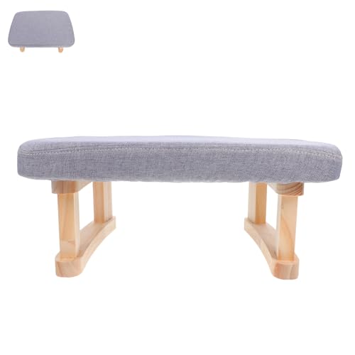 Cabilock Multifunktionaler Fußhocker aus Holz Kleiner Tragbarer Hocker für Meditation Schuhwechsel Fußstütze im Wohn und Arbeitsbereich Design von Cabilock