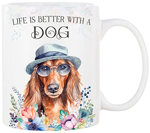 Cadouri Keramik Hunde Tasse mit Spruch „Life is better with a Dog“ und Dackel (Langhaar) - Kaffeetasse mit Hunderasse für Hundebesitzer - originelles Geschenk - handgefertigt | 330 ml von Cadouri