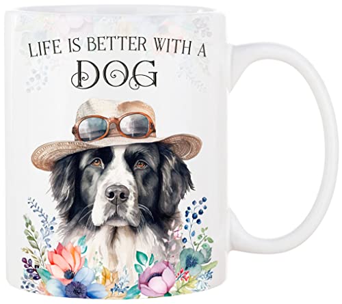 Cadouri Keramik Hunde Tasse mit Spruch „Life is better with a Dog“ und Landseer - Kaffeetasse mit Hunderasse für Hundebesitzer - originelles Geschenk - handgefertigt | 330 ml von Cadouri