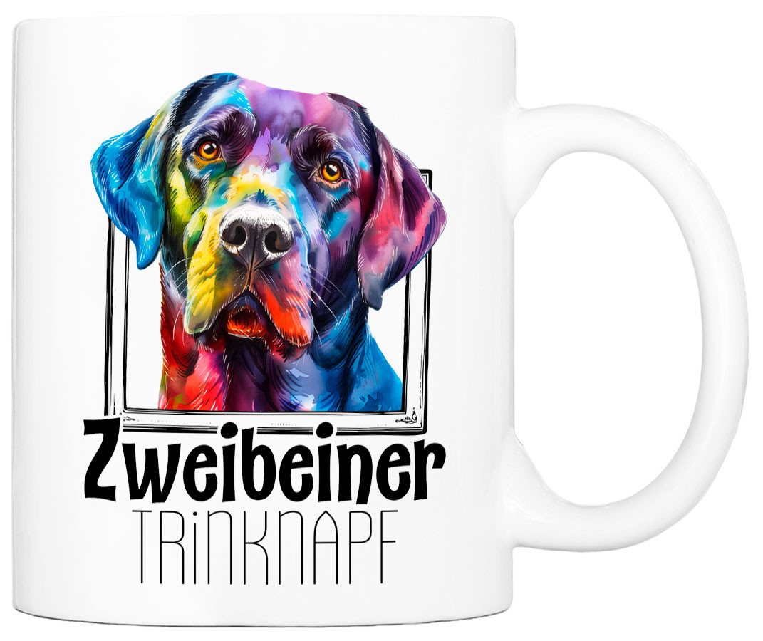 Cadouri Tasse ZWEIBEINER TRINKNAPF mit Labrador - Kaffeetasse für Hundefreunde, Keramik, mit Hunderasse, beidseitig bedruckt, handgefertigt, Geschenk, 330 ml Cadouri Tasse ZWEIBEINER TRINKNAPF mit Labrador - Kaffeetasse für Hundefreunde, Keramik, mit Hunderasse, beidseitig bedruckt, handgefertigt, Geschenk, 330 ml von Cadouri