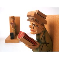 Vintage Bookworm Bookends, Hand Carved Wooden Book Ends, Mid Century Modern Figurative Shelf Decor Holders, Bookends von CafeIrma