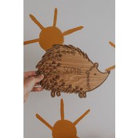 Igel Tier Wandschild, Personalisiertes Namensschild Aus Holz, Kinderzimmer Dekor, Waldland Igel Tier Wandschild, Personalisiertes Namensschild Aus Holz, Kinderzimmer Dekor, Waldland von CalaandIvy