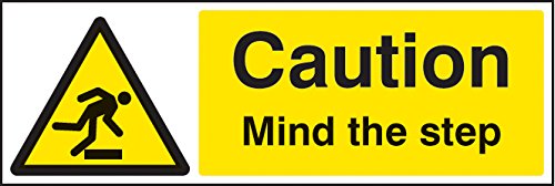 Caledonia Signs 24209M Warnschild "Caution Mind The Step", selbstklebend, Vinyl, 600 mm x 200 mm von Caledonia Signs