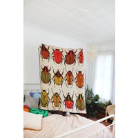 Käfer Strickdecke -Boho Bunte Wohnkultur - Insekten Muster Decke Kunstwerk Für Haus Wohnung Wohnzimmer von CalhounAndCo
