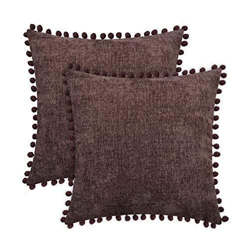 CaliTime Dekokissenbezüge 2er Pack Kuschelige, fest gefärbte, weiche Chenille-Kissenbezüge mit Pom Poms für Couch Sofa Dekoration 40cm x 40cm Kaffee von CaliTime