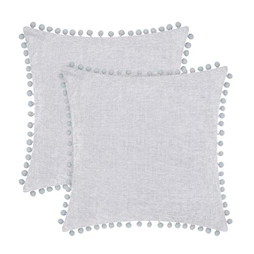 CaliTime Kissenbezüge 2er-Pack Kuschelige, durchgefärbte, weiche Chenille-Kissenbezüge mit Pom Poms für Couch Sofa Dekoration 40cm x 40cm Moonbeam Grey von CaliTime