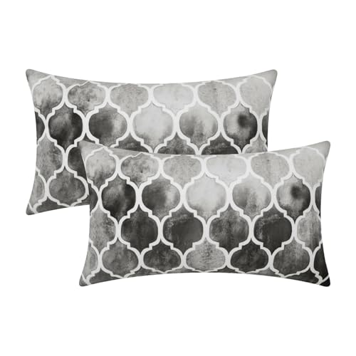 CaliTime Kissenbezüge Kissenhülle Packung mit 2 Cozy Bolster Kissenbezügen für Couch Bett Sofa manuell handbemalt bunt geometrischer Gitterkettendruck 30cm x 50cm Hauptgrau Grau Karbon von CaliTime