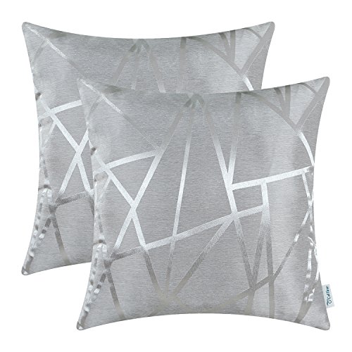 CaliTime Kissenhüllen, 2 Stück, Dekoration, für zu Hause, modern, glänzend und kontrastierend, Dreiecke, abstrakte Linien, geometrisch, 50 cm x 50 cm, Silbergrau CaliTime Kissenhüllen, 2 Stück, Dekoration, für zu Hause, modern, glänzend und kontrastierend, Dreiecke, abstrakte Linien, geometrisch, 50 cm x 50 cm, Silbergrau von CaliTime