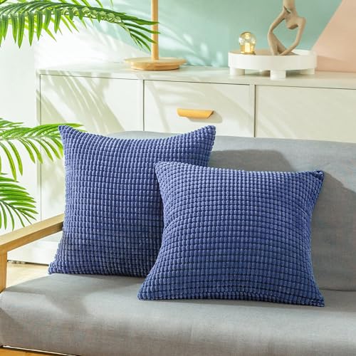CaliTime Pack von 2 bequemen Wurf Kissenbezüge Hüllen für Couch Schlafsofa Bequeme Supersoft Cord Mais gestreift beide Seiten 40cm x 40cm Dunkelblau von CaliTime