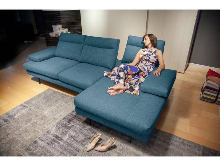 CALIA ITALIA Ecksofa Toby Wing, Komfortsofa der Extraklasse, bequem, L-Form, inklusive Sitztiefenverstellung, Füße in schwarz matt, blau von Calia-Italia