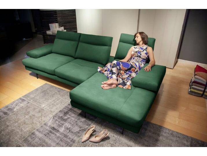 CALIA ITALIA Ecksofa Toby Wing, Komfortsofa der Extraklasse, bequem, L-Form, inklusive Sitztiefenverstellung, Füße in schwarz matt, grün, verde MARIO von Calia-Italia